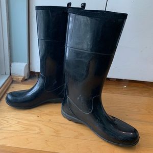 Kamik black snow/ rain boots size 7